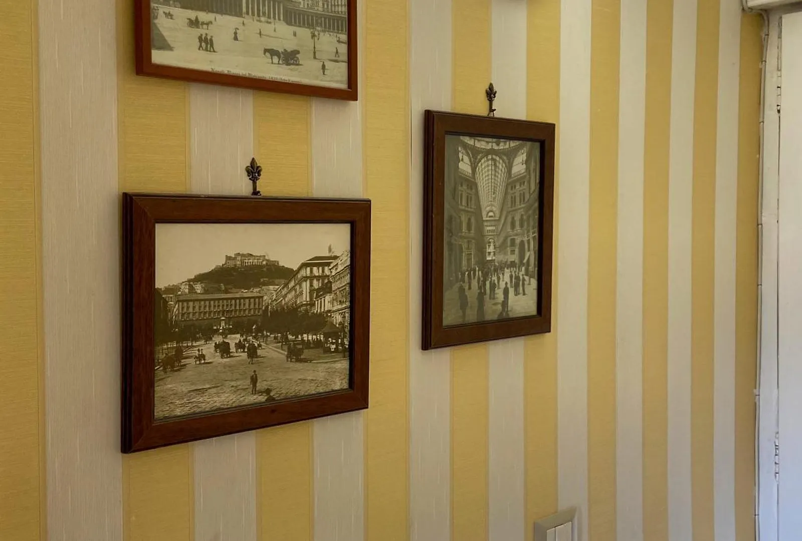 Le Suite Vomero Naples 0*,  Italy